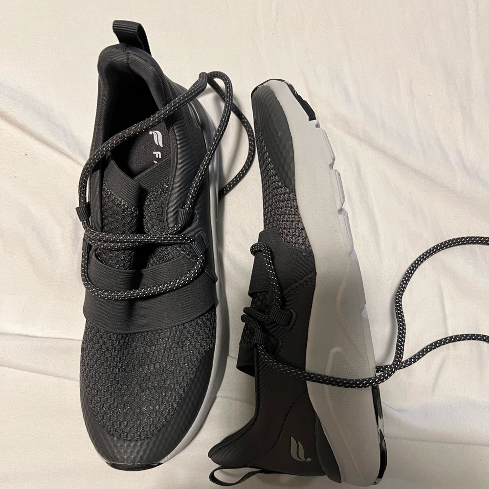 Gym shoes